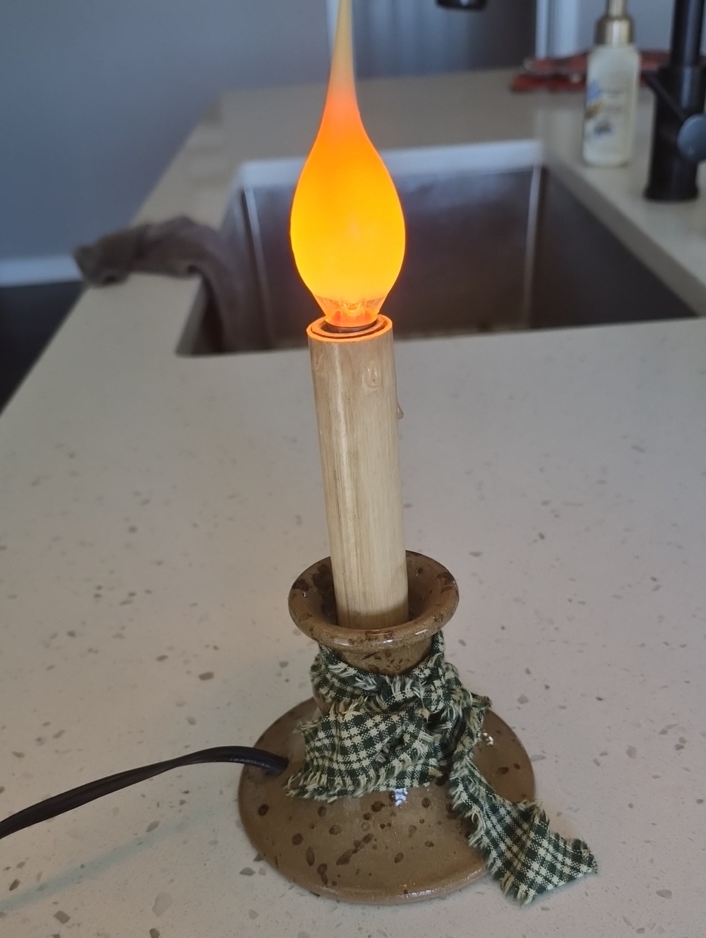 Primitive electric candle window lamp